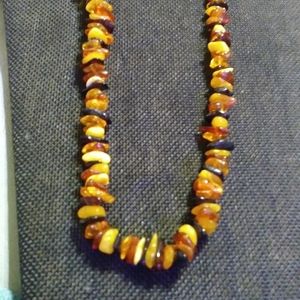 💯-SERIOUS INQUIRIE FREE AMBER-POST- EAR,-W-/ 28"- LG. STONED *(AMBER* NECKLACE.